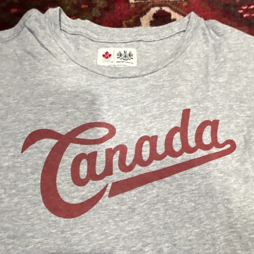 Canada Olympic Team Officially Licensed Gray Shirt Red Script Leaf Rings